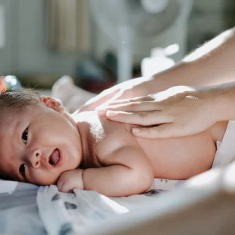 Massage de la femme enceinte et du nouveau-né<br>Dates 2024 à venir